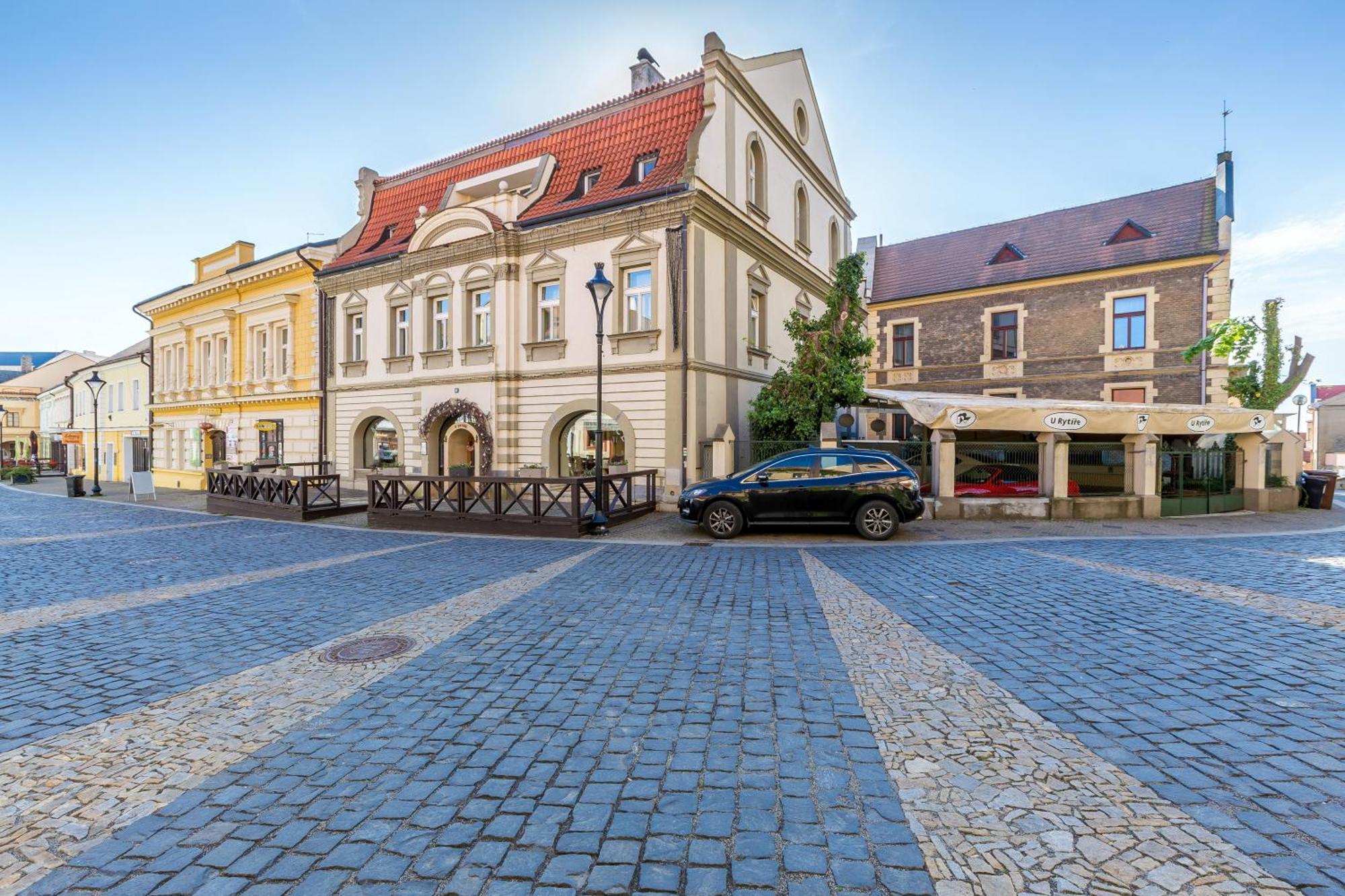 Hotel U Rytíře Melnik Exterior foto